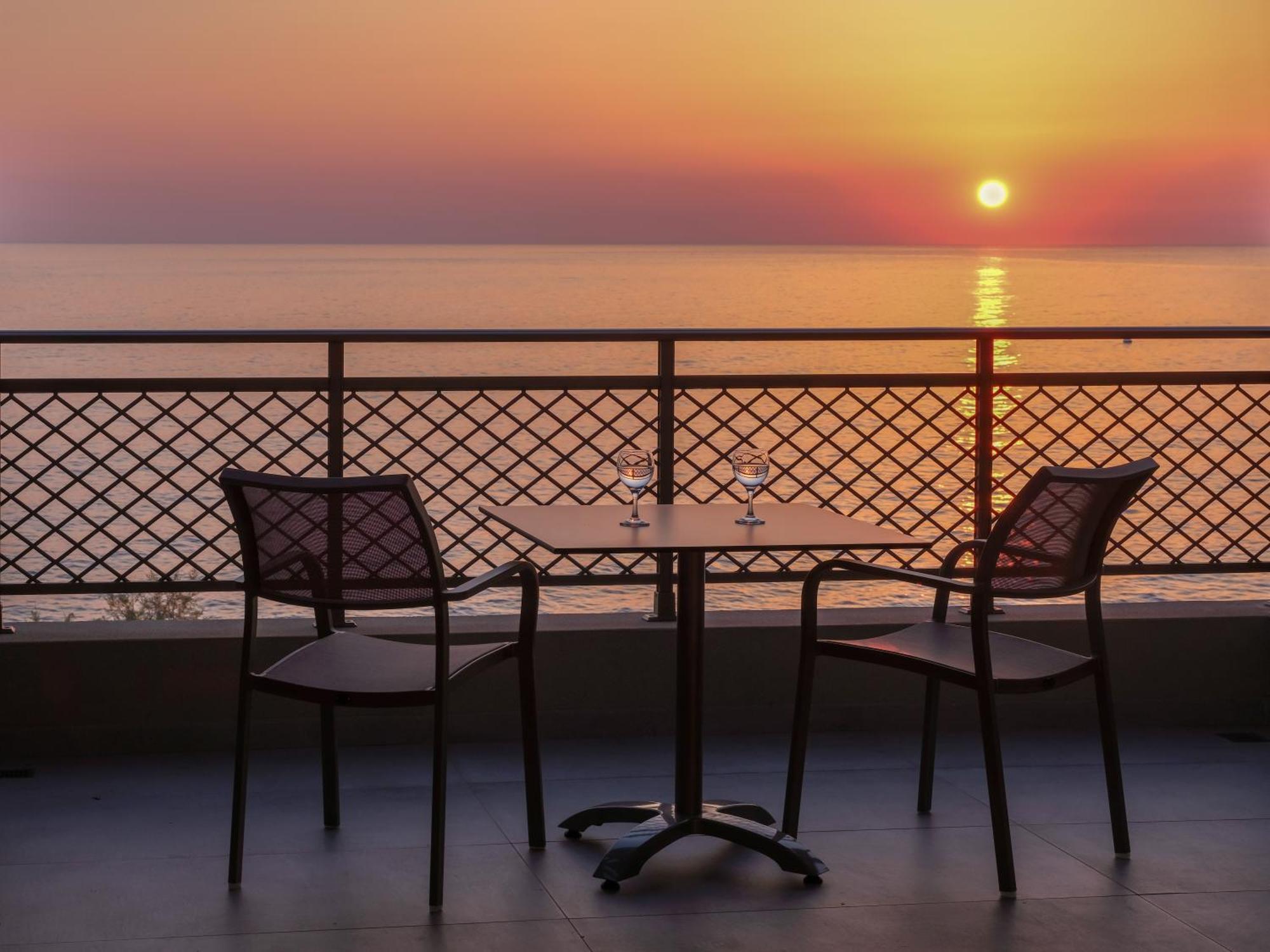 Nana Golden Beach All Inclusive Resort & Spa Hersonissos  Esterno foto